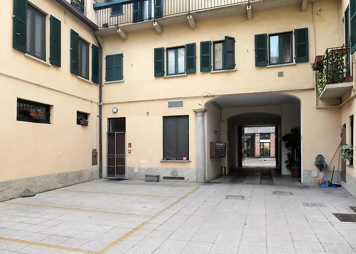 Comecasa Bright City Flat With Private Terrace
